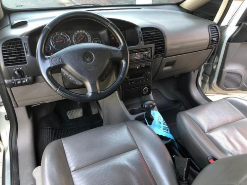 Zafira Elite 2.0 Bancos Em Couro + Automático