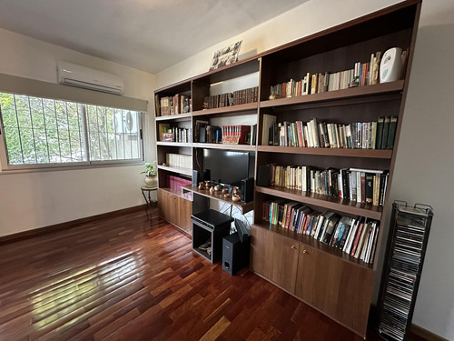 Ph En Venta - Villa Urquiza - Tipo Triplex - 4 Ambientes - Cochera Y Baulera
