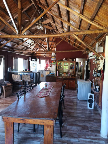 Casa Quinta Venta La Plata Ruta 2 Jardin Galería Parrilla Pileta Lote 3700 Mts Galpón