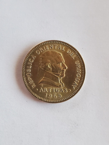Moneda 10 Pesos Uruguayos 1965 (Usado)