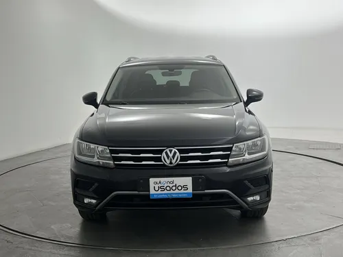 Volkswagen Tiguan TRENDLINE 2.0 4X4 AUT 5P 7 PAS
