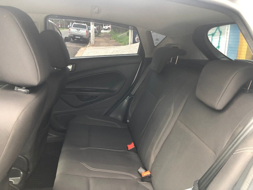Imagem 8 de 11 de Ford New Fiesta Se 1.6 16v Flex 5p 2015