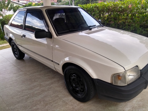Ford Escort Branco Gl 1.6 Alcool 1.6 Cht Manual