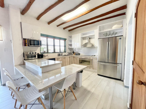 En Venta Hermoso Apartamento En El Conj Res The Yacth Club
