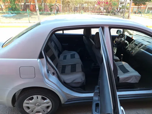 Nissan Tiida 1.8 Sense Sedan Mt