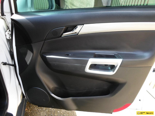 Imagen 18 de 25 de Chevrolet Captiva Sport 2.4