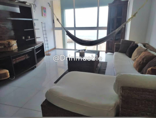 Apartamento Con Playa Privada. 2hab.2baños.pozo. Amoblado.