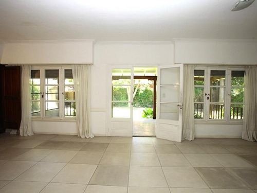Grn Casona De Estilo En Tigre Residencial
