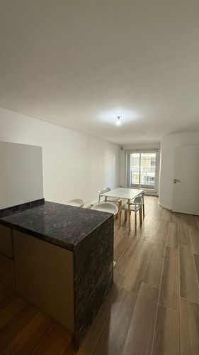 Departamentos 1 Dormitorio Y Monoambiente A Estrenar Moreno 250 Opción Cochera