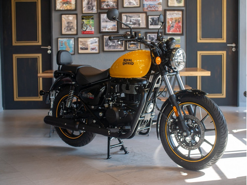 Imagen 6 de 25 de Royal Enfield Meteor 350 Fireball Amarilla Reserva
