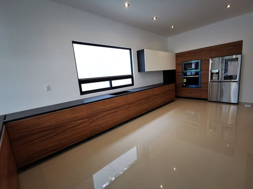 Imagen 8 de 28 de Casa En Venta En Condado De Sayavedra