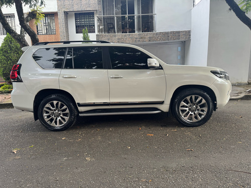 Toyota Prado 4.0 Vx Diésel