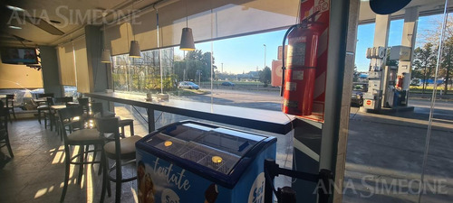 Imagen 7 de 14 de Estacion De Servicio Sobre Panamericana - Excelente Ubicacion - Boulogne