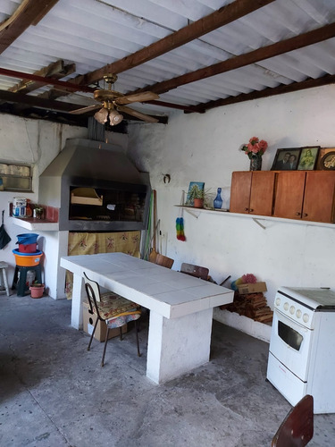 Imagen 16 de 17 de Casa 14 Dormitorios, Garaje, Funcionando Actualmente Como Pensión (negoción)