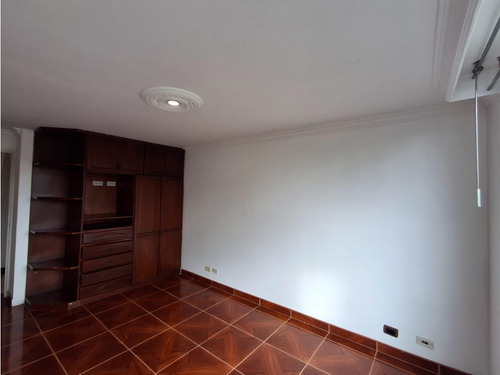 Venta De Casa En El Barrio La Granja