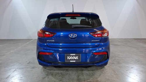 Hyundai Accent 1.6 GL MID AUTO