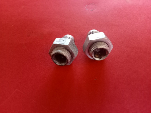 Tornillos De Puente De Vocho (par) Para Barras De Torsion (Usado)