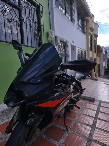 Ktm Rc 200 M. 2021 Instalado Sistema Gps Y Sliders.
