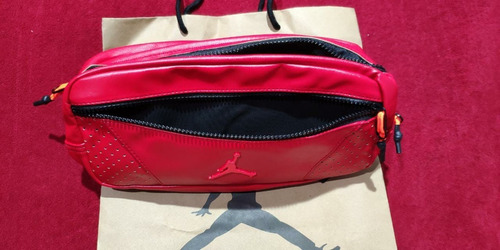 Riñonera Crossbody Jordan Retro 6 Red Unicas - En Stock