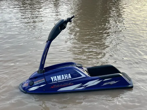 Jet Ski Yamaha Superjet 701