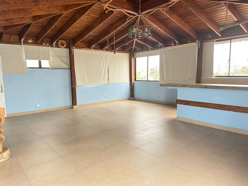 Vendo Apartamento En Los Prados De 2 Niveles Tipo Penthouse