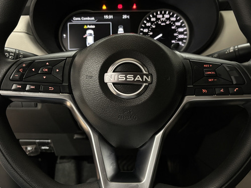 Nissan Versa 1.6 16V FLEX ADVANCE XTRONIC