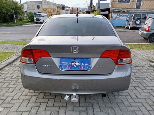 Honda Civic 1.8 Lxs Flex Aut. 4p