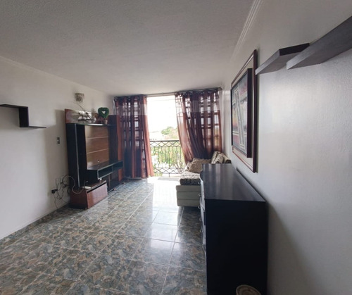 Apartamento En Valencia. Res Los Laureles. (spatrc-22)