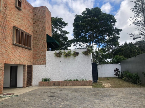 Imagen 4 de 29 de Se Vende Casa 700m2 5h/5b/8p La Lagunita