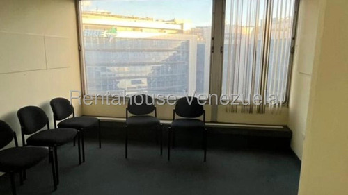 Oficina En Venta En Torre Europa De Campo Alegre 25-19531 Cs