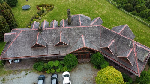 Casa En Venta De 6 Dorm. En Puerto Varas