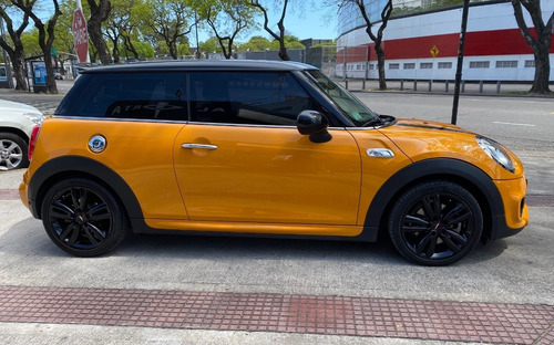 Mini Cooper S 2.0 Look Jcw