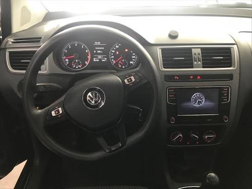 Imagem 10 de 10 de Volkswagen Spacefox 1.6 Mi 8v Flex Trendline 4p Manual Kit G