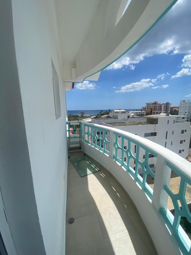 Apartamento Tipo Pent House En Alquiler Amueblado En Juan Dolio