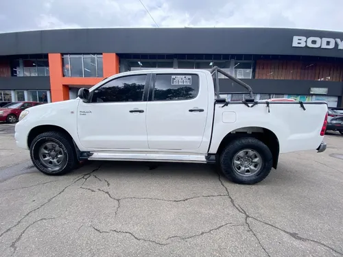 Toyota Hilux 2.5 Mt