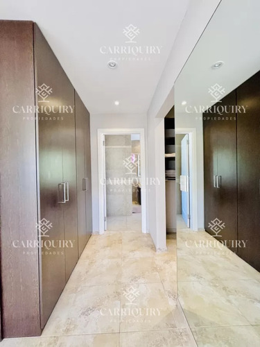 Excelente Casa De 4 Dormitorios, Piscina Climatizada Y Barbacoa En Pinares, Punta Del Este