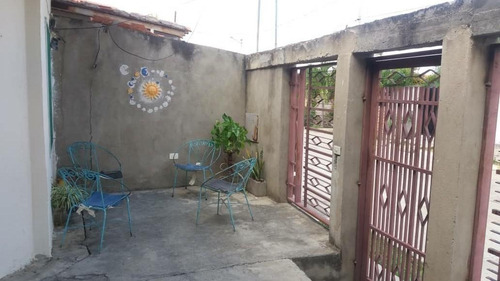 Imagen 28 de 30 de Casa Grande Re-modelada En Zona Exclusiva En Venta Barquisimeto El Cuji, José G. López 04145533925 Codigo 22-21243 Lara, Venezuela