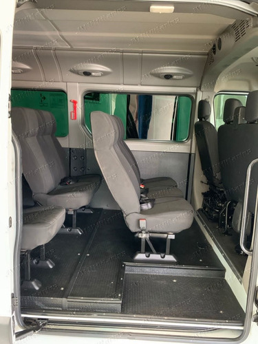 Imagem 13 de 15 de Renault Master Ano 2020 Longa Exec Luxo Jm Cod.307