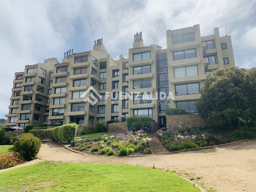 Departamento Amoblado En Venta De 3 Dorm. En Santo Domingo