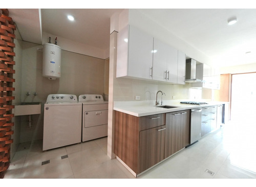Hermoso Apartamento En Alquiler En Lomas De Las Mercedes 216,67 M2