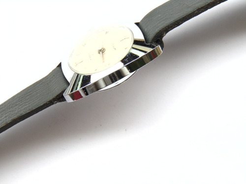 Relogio Antigo Timex Anos60 Corda Feminino Funcionando Raro