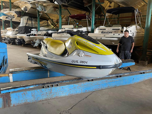 Imagen 10 de 12 de Yamaha Gp 760 2 Tiempos Impecable