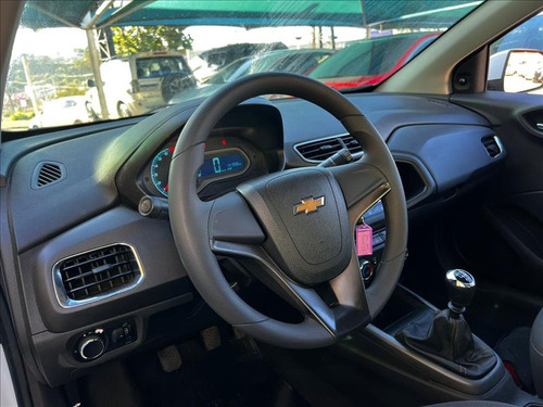 Chevrolet Onix Onix lt 1.4 Flex Manual