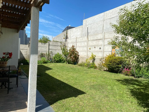 Casa En Venta En Concón