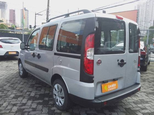 Imagem 8 de 15 de Fiat Doblò 1.8 Mpi Essence 7l 16v Flex 4p Manual