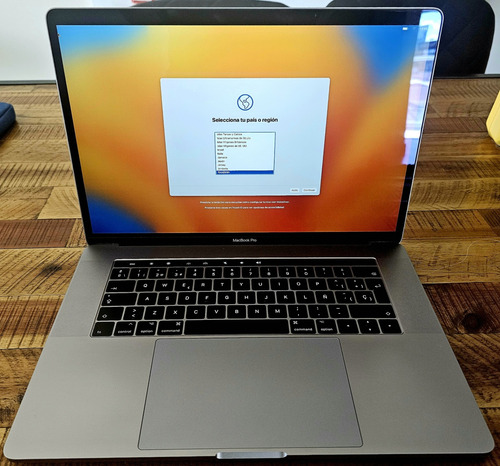 Apple Macbook Pro A1707 16gb Ram 512gb Ssd Gris (Usado)