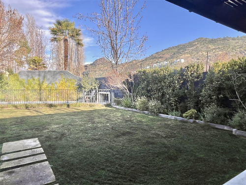 Casa En Venta De 6 Dorm. Condominio Los Trapenses