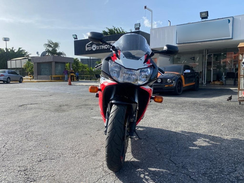Imagen 2 de 13 de Honda Cbr