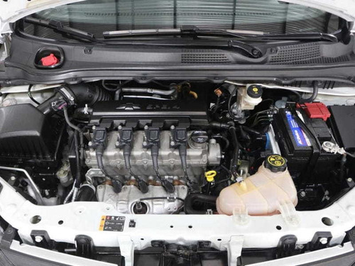 Imagem 13 de 15 de Chevrolet Onix Activ