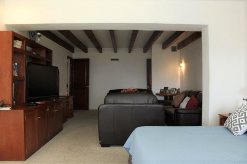 Imagen 9 de 14 de 1255- Estupenda Casa En Venta En Vista Hermosa